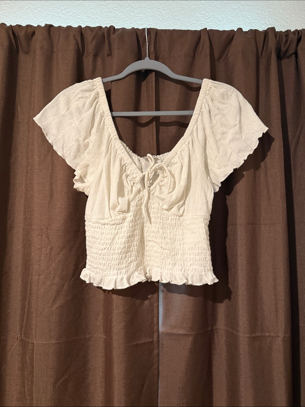 Women's Cream Smocked Tie-Front Crop Top
